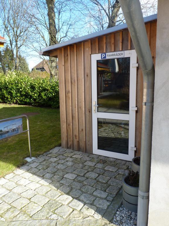 Cafe Und Pension Blohm Greifswald Eksteriør billede